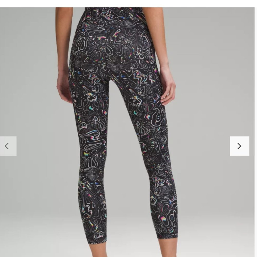 Wunder Train High-Rise Crop 23" Daisyfied Yogo Moonbow Black- SZ 10